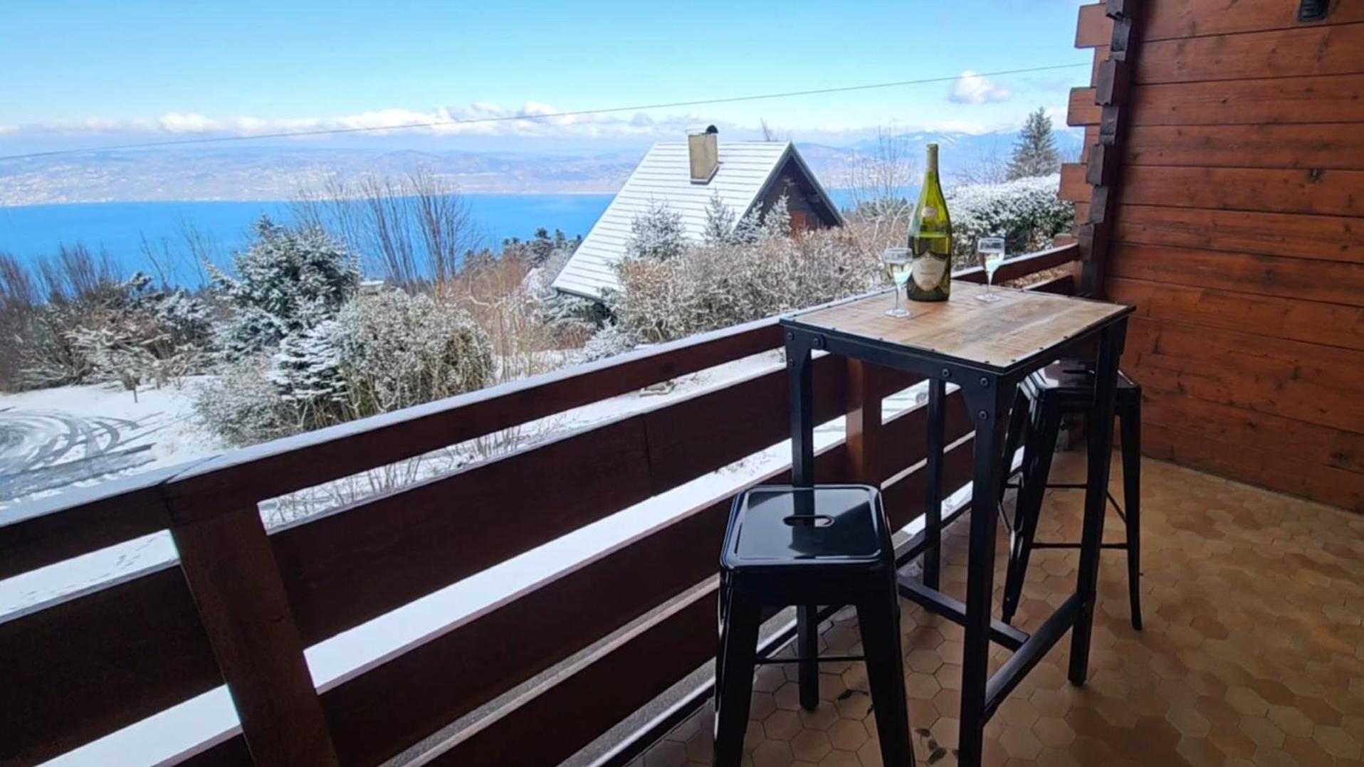 Chalet Les Alpages Vue Panoramique Sur Le Lac Leman Thollon-les-Memises Exterior foto